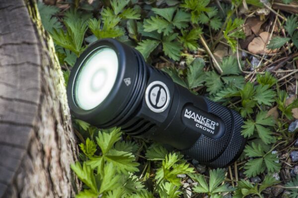 Manker CROWN Digital Zoom 5000lm, 900m Flashlight