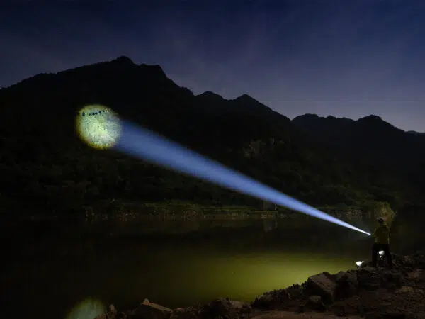 Olight Marauder Mini 2 10000 Lumen 750m Dual-Charging Searchlight