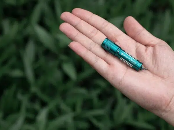 Olight i3E EOS Keychain Flashlight – 90 Lumens, AAA Battery, Twist Tailcap, 44m Throw - Image 43