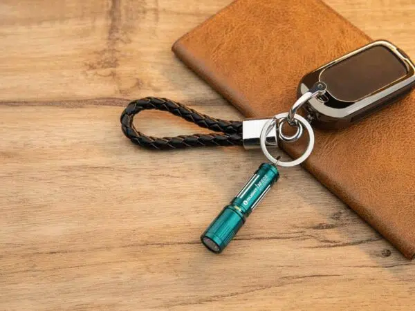 Olight i3E EOS Keychain Flashlight – 90 Lumens, AAA Battery, Twist Tailcap, 44m Throw - Image 49